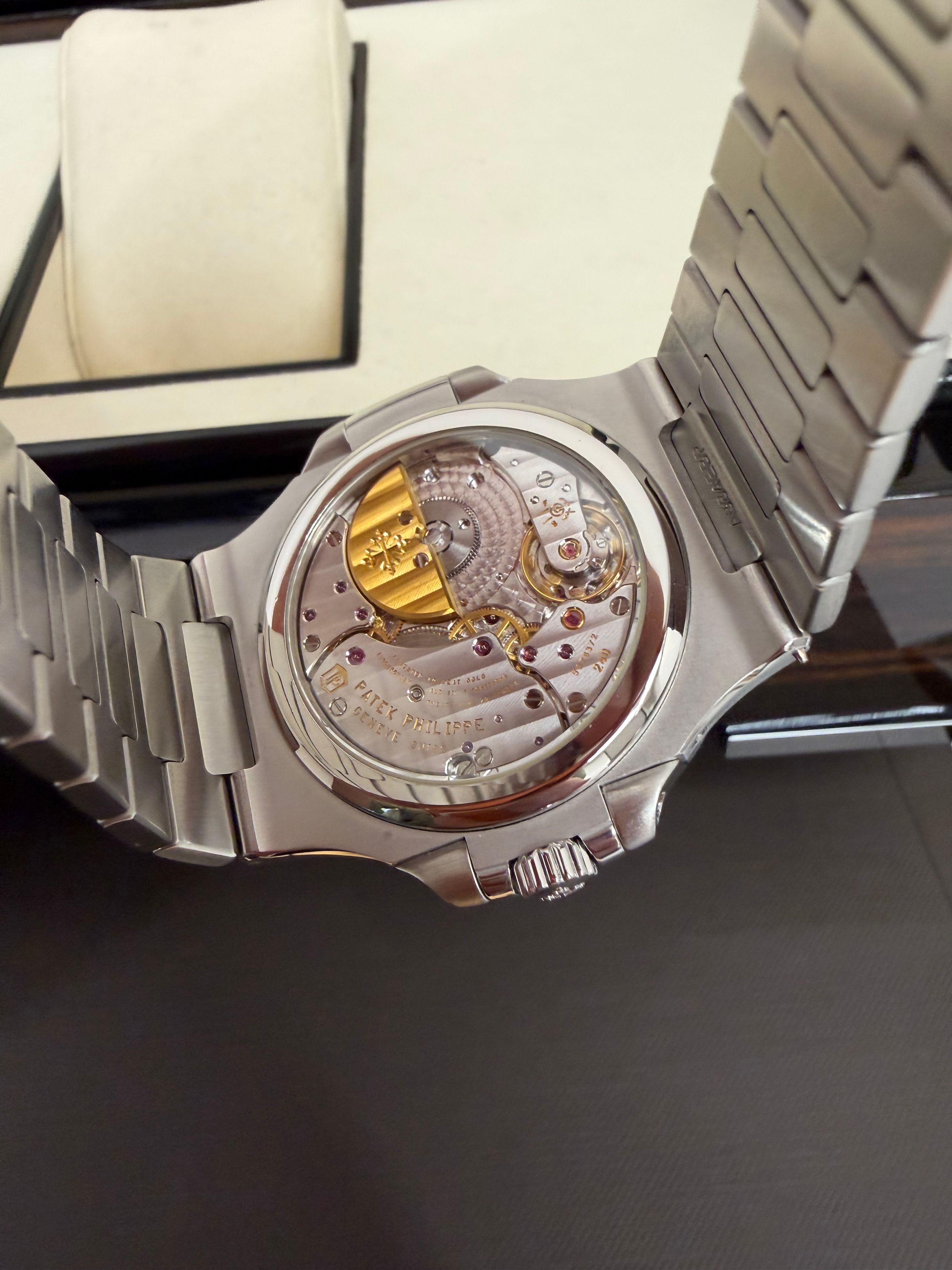 Patek Philippe Nautilus — 4